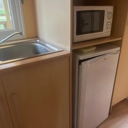 Mobilhome Saule Avec Terrasse 4 P Hébergement de vacances Saint-Martial-de-Nabirat