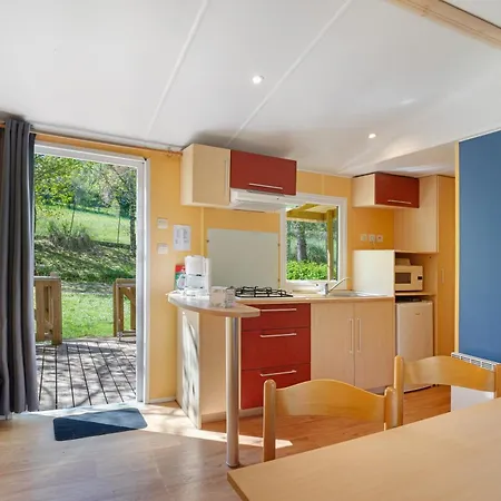 Mobilhome Saule Avec Terrasse 4 P * Saint-Martial-de-Nabirat